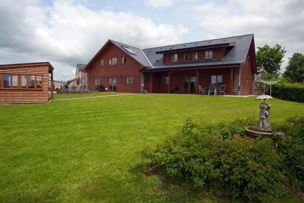 Beech Tree Eco Lodge Brecon Zewnętrze zdjęcie